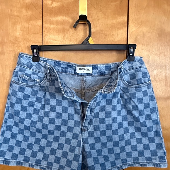 RSQ Blue Checkered Jean Shorts - Picture 4 of 7